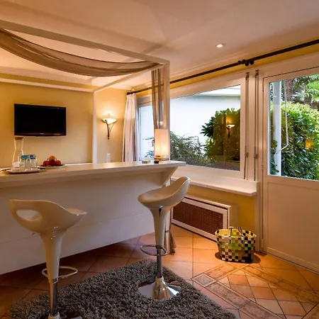 Szálloda Albergo Losone