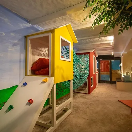 Albergo Losone Szálloda 4*
